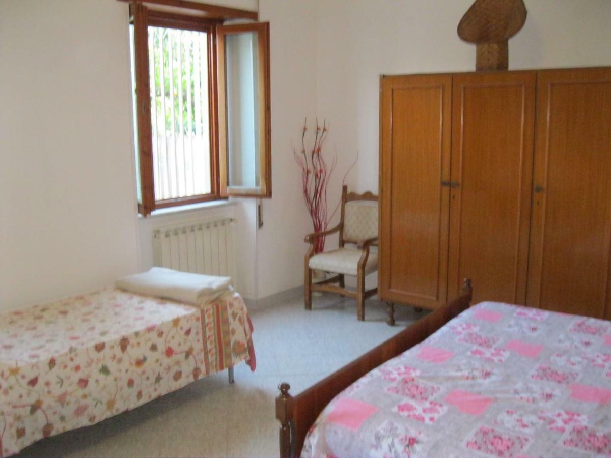 Villa "Il Nespolo" Scauri  Exterior foto